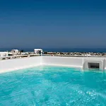Nalas Emporio (Santorini)