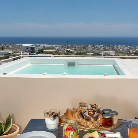 Nalas Emporio (Santorini)