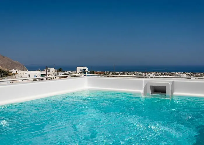 Nalas Emporio (Santorini)