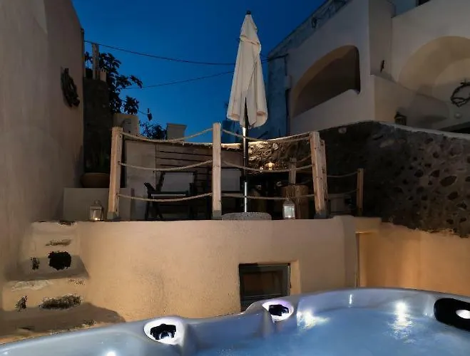 Nalas * Emporio (Santorini)