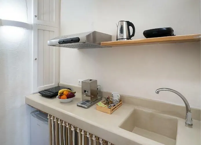 Nalas * Emporio (Santorini)